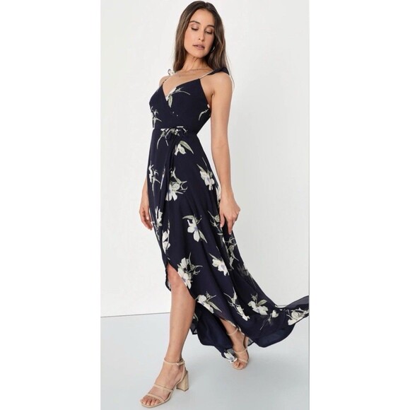 Lulus All Mine Navy Blue Floral Print High-Low Wrap Dress size M Wedding Summer - Picture 2 of 10